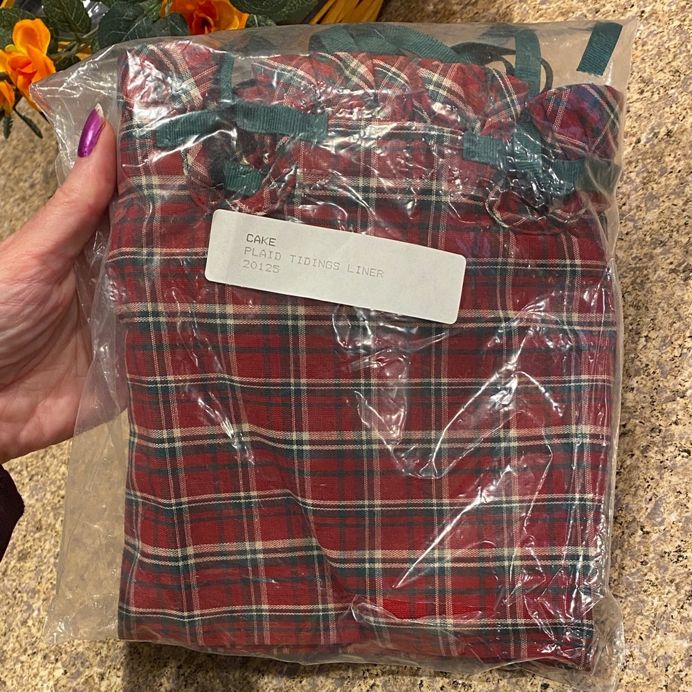 Longaberger Cake Plaid Tidings Fabric Basket Liner 20125 Ribbon (Liner Only)